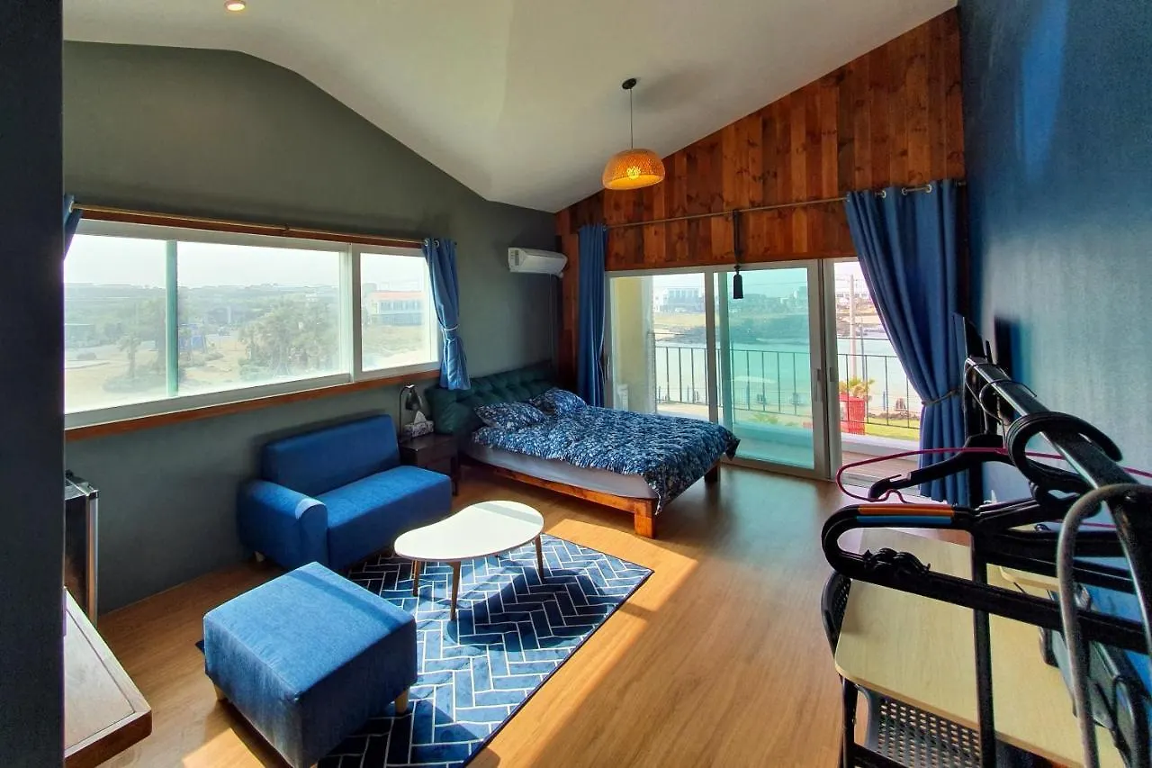 Holiday home Robin & Blue Villa Jeju